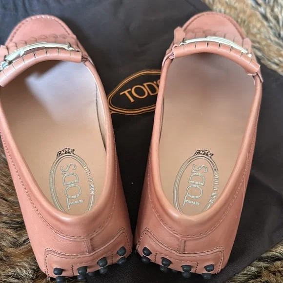 Tod's Pink Leather Loafers - Picture 11 of 11